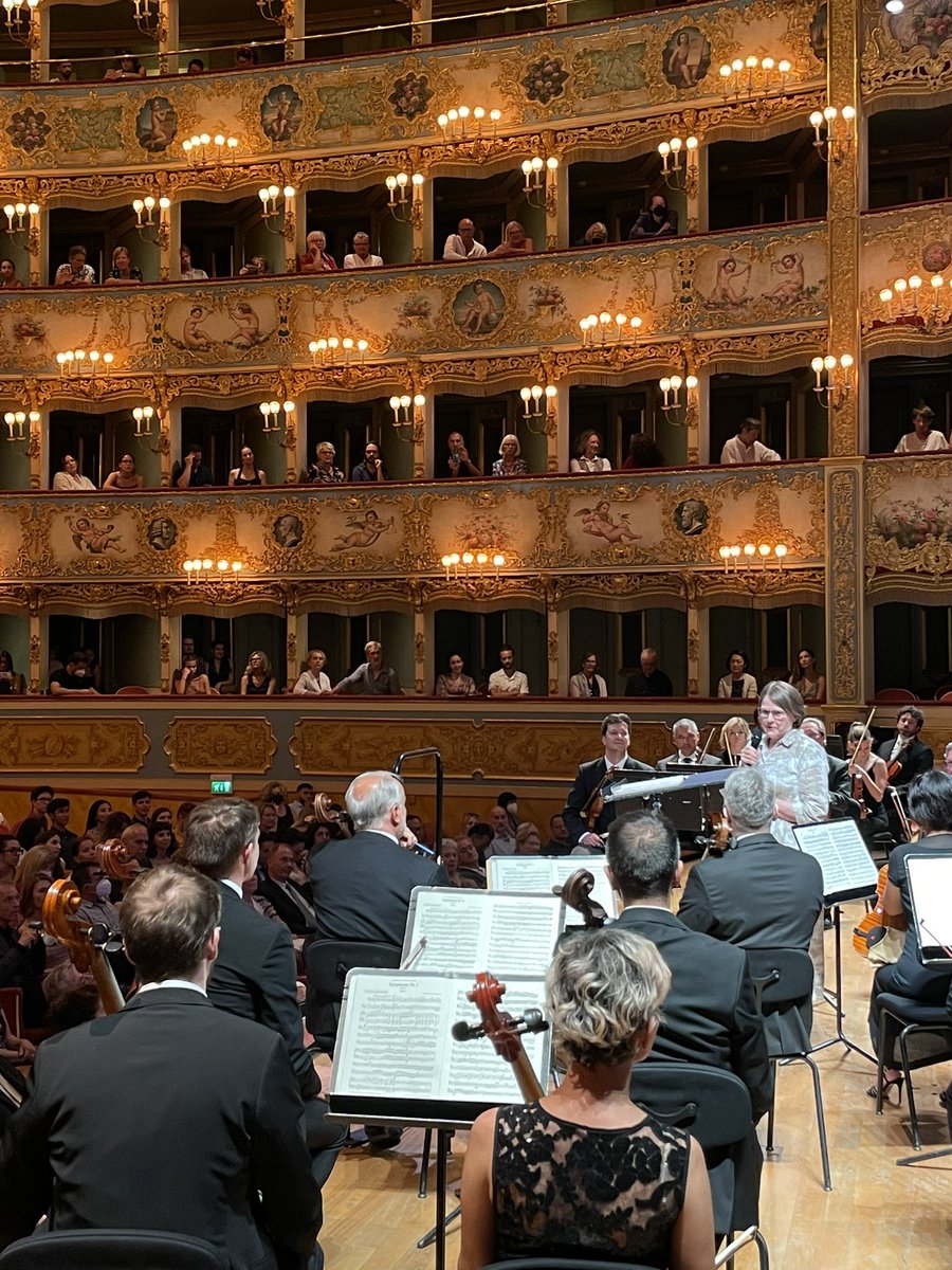 gchumanrights's tweet photo. Closing remarks by @HeidiHautala at the concert of the Human Rights Orchestra at @teatrolafenice https://t.co/LcECdlEKFo