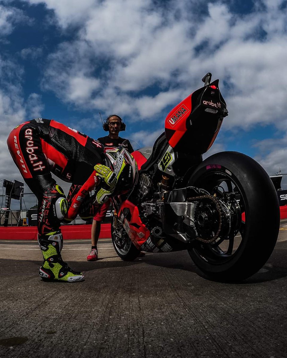 El Poder De La Barba tweet media