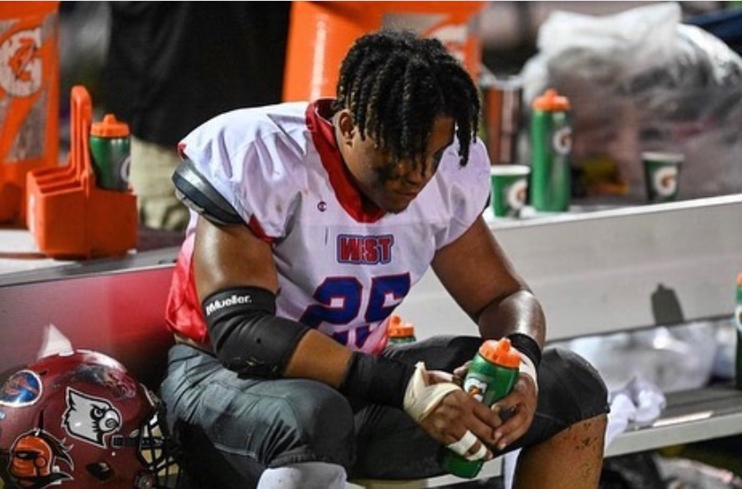 Northforsythfo1's tweet photo. What a awesome way to end your high school career . Now on to Johnson C. Smith University @JCSUFootball.  Continue to make us proud Elijah @EllijahEllis and remember  once a Viking always a Viking! @BernardNFHS @CoachFlowers @NoFoVikings @NCCoachesAssn https://t.co/XY5H2R7fEt