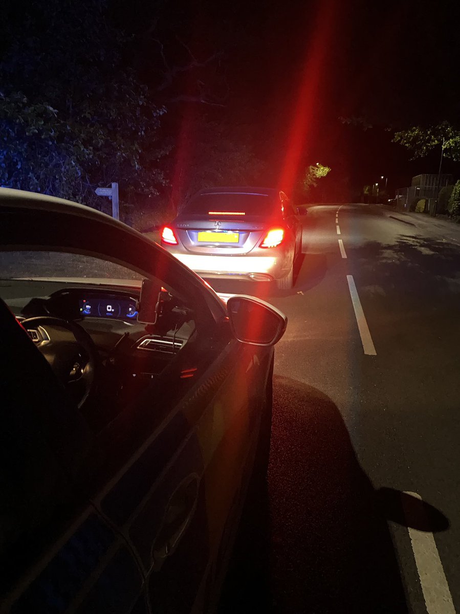 RuralsWMP's tweet photo. #OperationNighthawk | The team were deployed to do burglary patrols last night with some great results! Two arrested 👮🏼‍♂️ in #HamptonInArden , various vehicles stopped for offences 🚨 and intel gathered! 👀 #ThisWorkMatters https://t.co/dCsJ6ICq1P