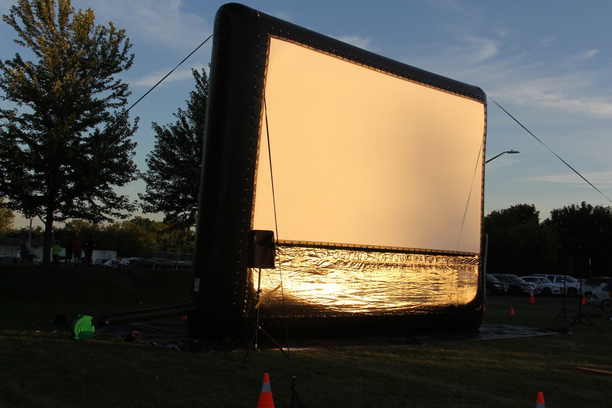 Save the date for the next #FreshAirFlicks! 🍿 Head to Innisfil Beach Park on Friday, July 22 for a showing of #JungleCruise. Start your evening at 7 pm with music and activities, followed by the movie at dusk. Thanks to <a href="/tempoplastics/">Tempo Flexible Packaging</a> for making this event possible.