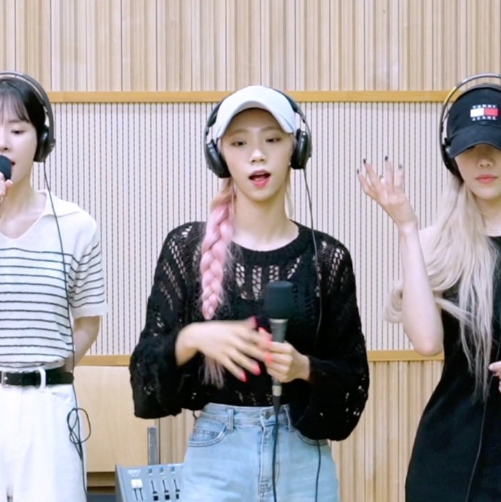 hearing the live vocals was truuuly an experience