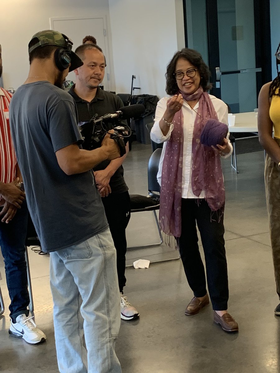 shawn_mooring's tweet photo. It was amazing to watch @dianaluwho lead the #whyynice & #pmfe cohorts in this intricate networking exercise #Connectivity #mediafounders https://t.co/n7wqKnfPlW