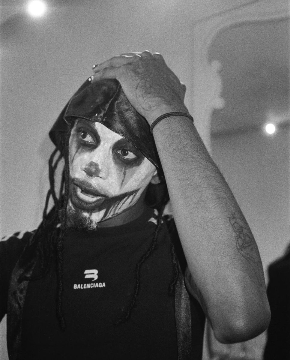 29files's tweet photo. 📸: markingdistance #playboicarti https://t.co/qKTxxdpxDI