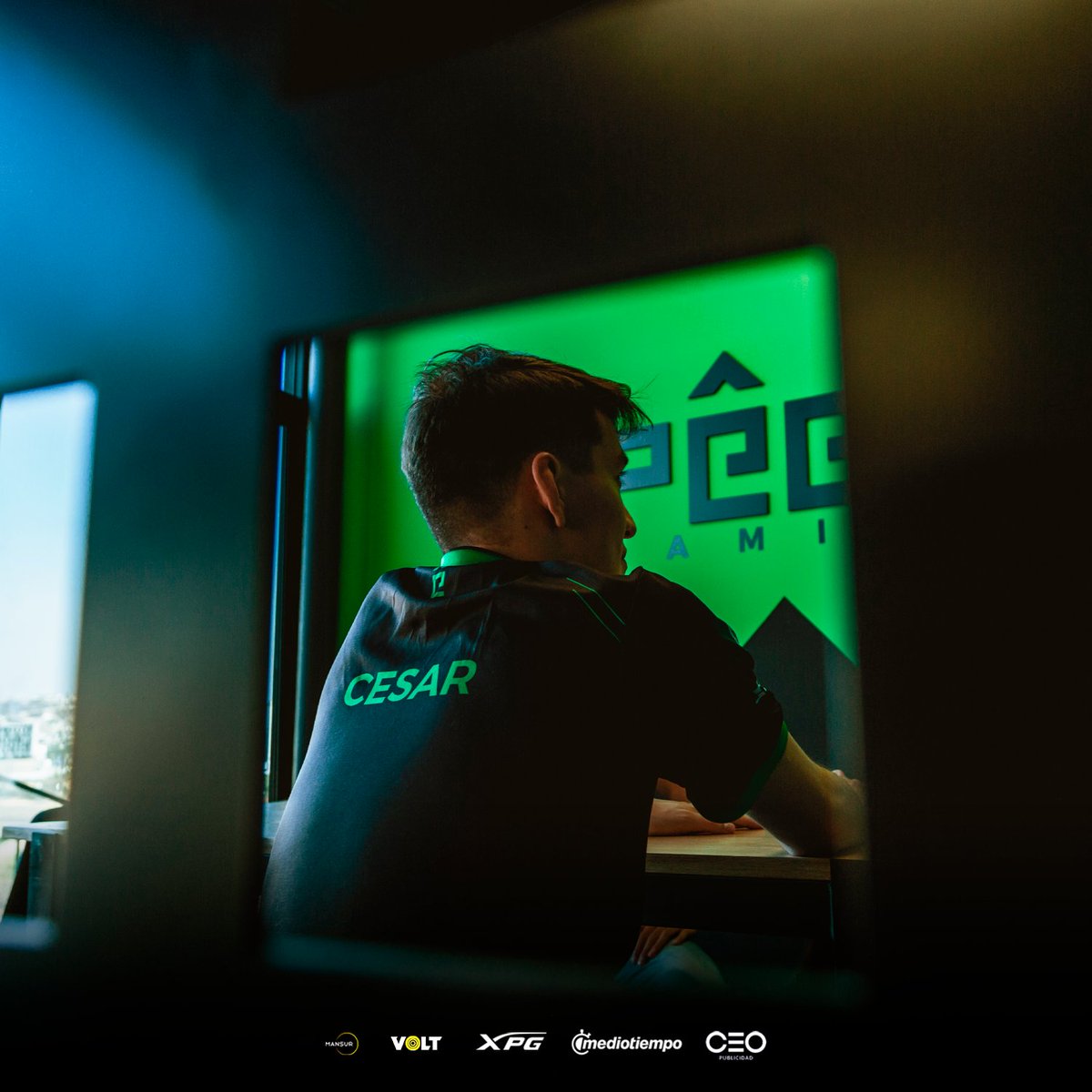 xibalbaesports_'s tweet image. En #PeekGaming nuestro mensaje es contundente: Nuestro objetivo es apoyar el talento Mexicano y llevarlo a niveles internacionales.  🌎⬆

Estamos llenos de #PowerMexicano 🌮🔥

#Esports #MásPeek #VALORANTXPEEK #LeagueOfLegends #ReachThePeek #GamingForward #Gamers 💚💚