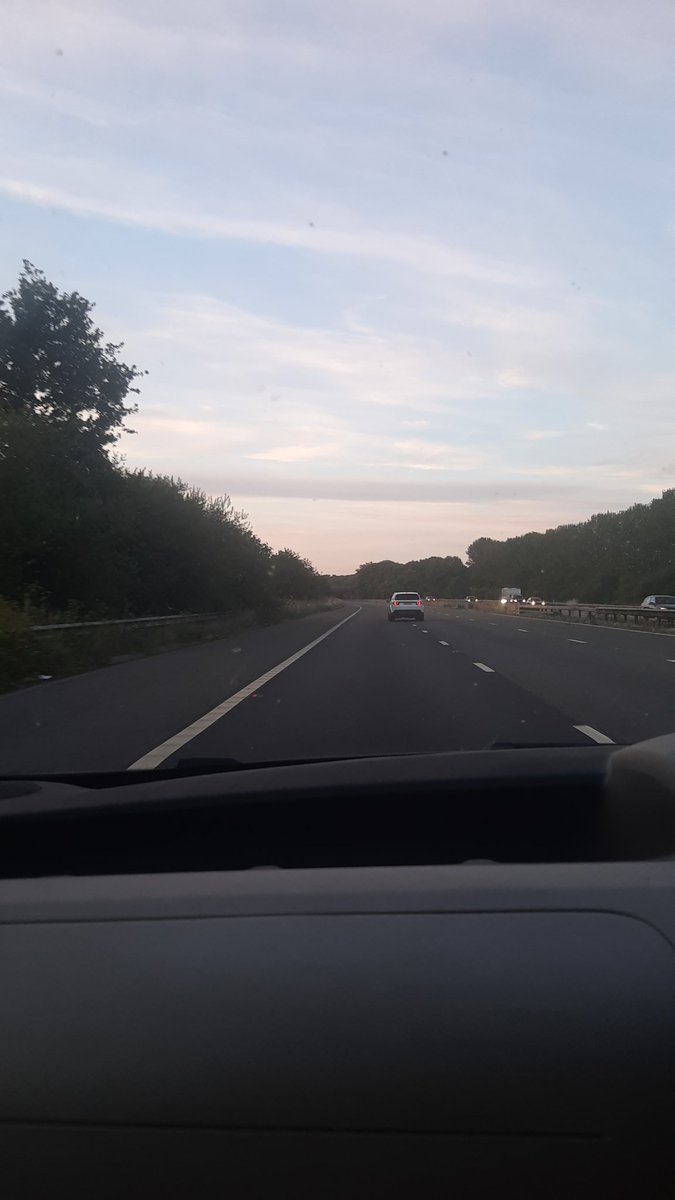 On the road to #RIAT22, ready for an early start tomorrow morning! I have a plan of the things I want to see and <a href="/astro_timpeake/">Tim Peake</a> talk also <a href="/flyzolo2021/">Zara Rutherford</a> and <a href="/MandyHickson/">Mandy</a> talk are things I want to see and of course Planes, Planes and Planes.😊✈🛬
