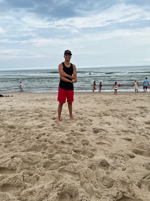 Carter80373840's tweet image. Day beach before birthday