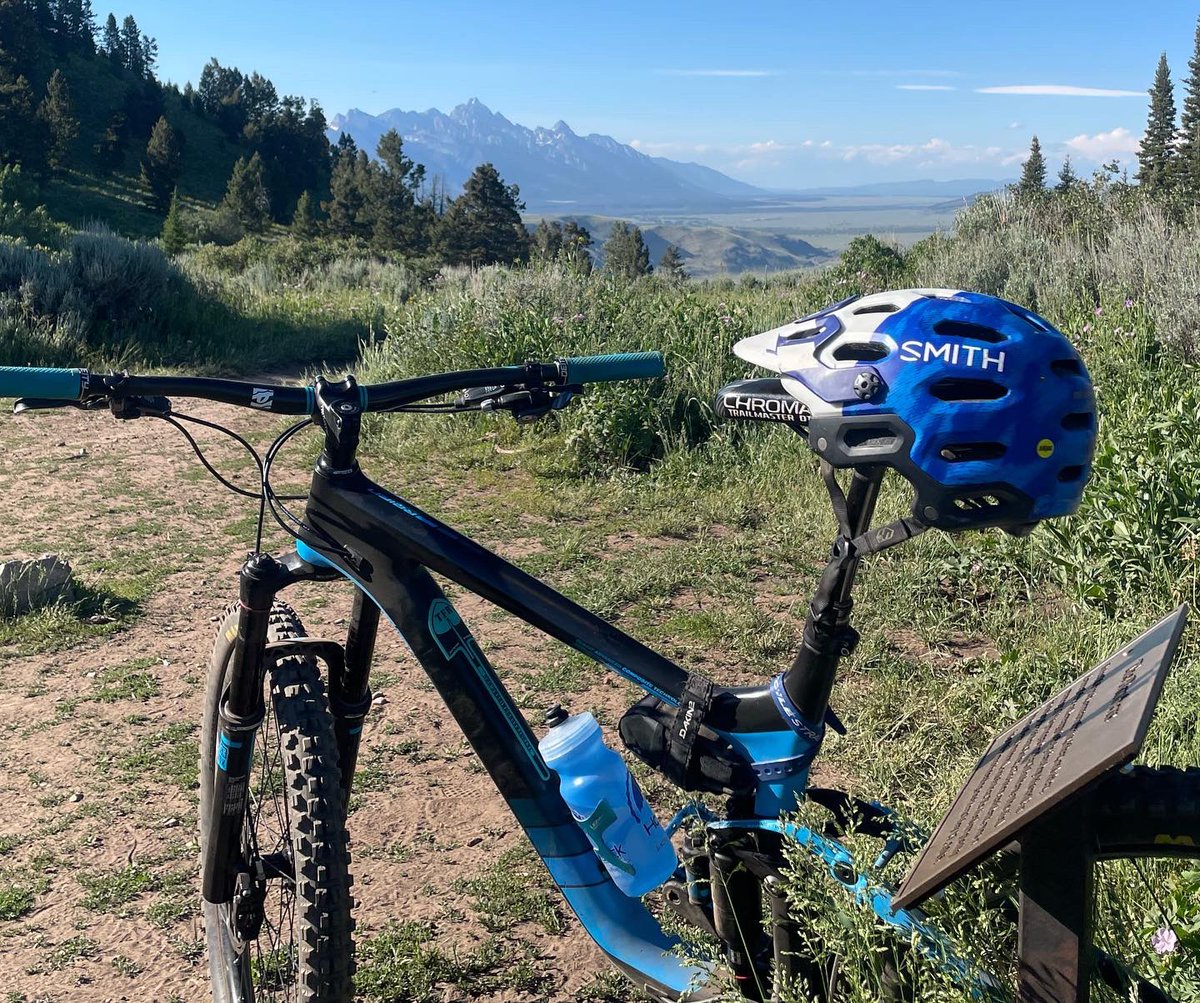 todd_kehoe's tweet image. Back on my bike after six months down from a ski wreck. Thanks @WeHaveWaysPod &amp;amp; @HardcoreHistory for focusing my downtime on reading the SSW in order as an ongoing #2020challenge. @James1940 you’re in the lead, @almurray you’ll be on the #AmericaAndFriends shelf soon. #WeHaveWays