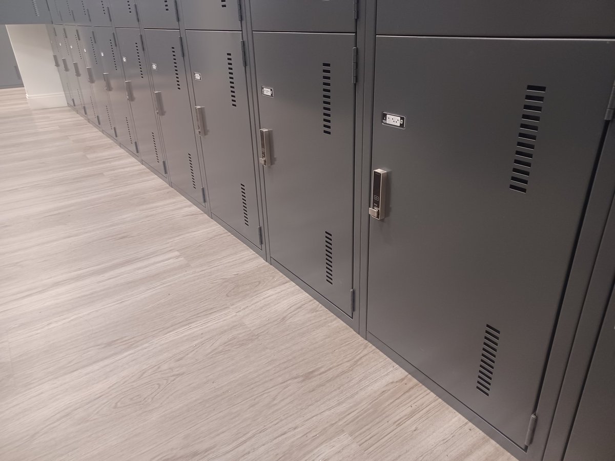 _allcities's tweet photo. Retrofitting new handles for electric lockers, making it easier to get your stuff! #officelife #officespace #ergonomic #storage https://t.co/DLNye9uQKl