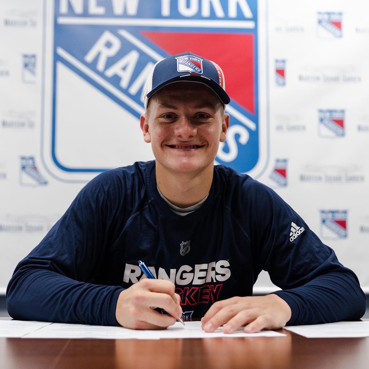 NYRangers's tweet photo. Officially official. ✍️ https://t.co/r3ApGU88Pi