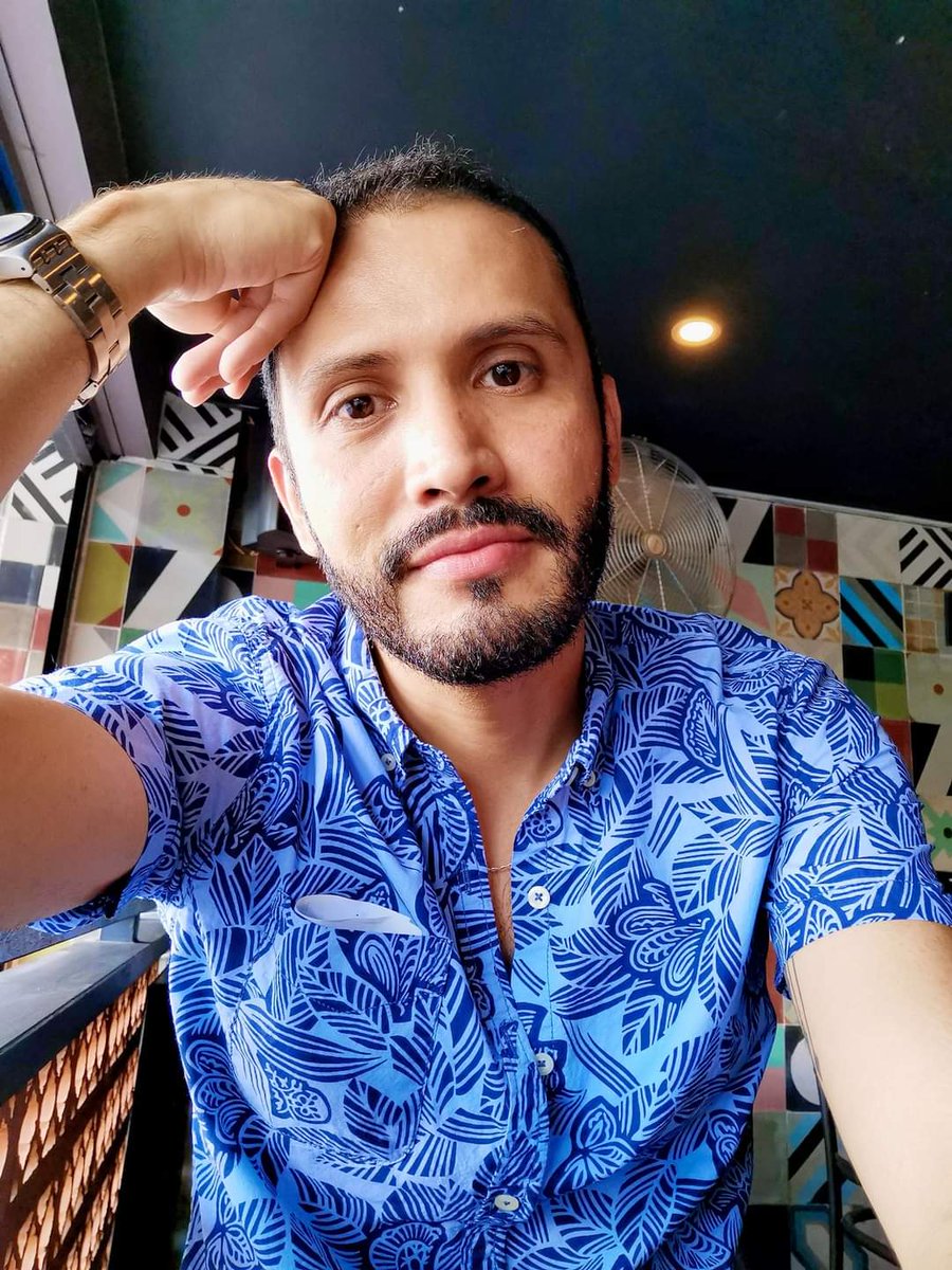 Pepemunan's tweet photo. Existir es un regalo, hay q disfrutarlo!!!
#TBT #ViernesLibre #ViernesSocial https://t.co/c2xje3GrGX