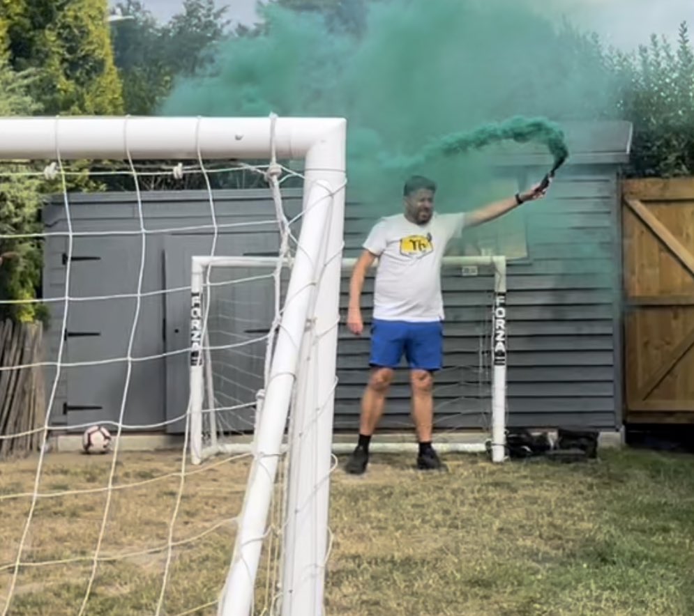 ClucasTWF's tweet photo. Not long nowโฆโฆโฆ..
@FCRusthall @Supporters4RFC #DerbyDay #Rustics #SmokeGetsInYourEyes https://t.co/3LrNsvReUQ