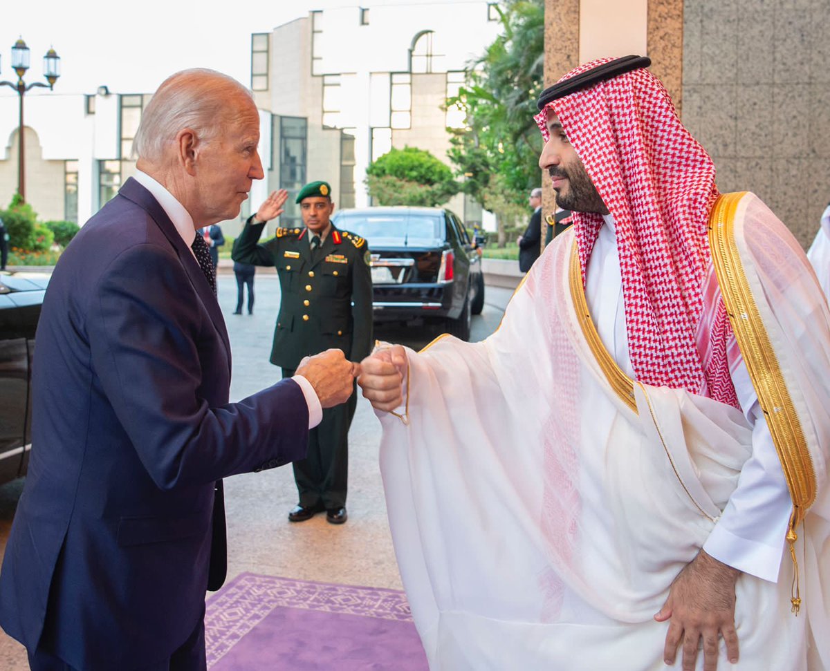 spagov's tweet photo. #صور_واس | جانب من استقبال سمو ⁧#ولي_العهد⁩ فخامة رئيس الولايات المتحدة الأمريكية بقصر السلام في ⁧#جدة⁩.
#القمة_السعودية_الأمريكية
#SaudiUSSummit 
#واس https://t.co/g2J6bIXJc0