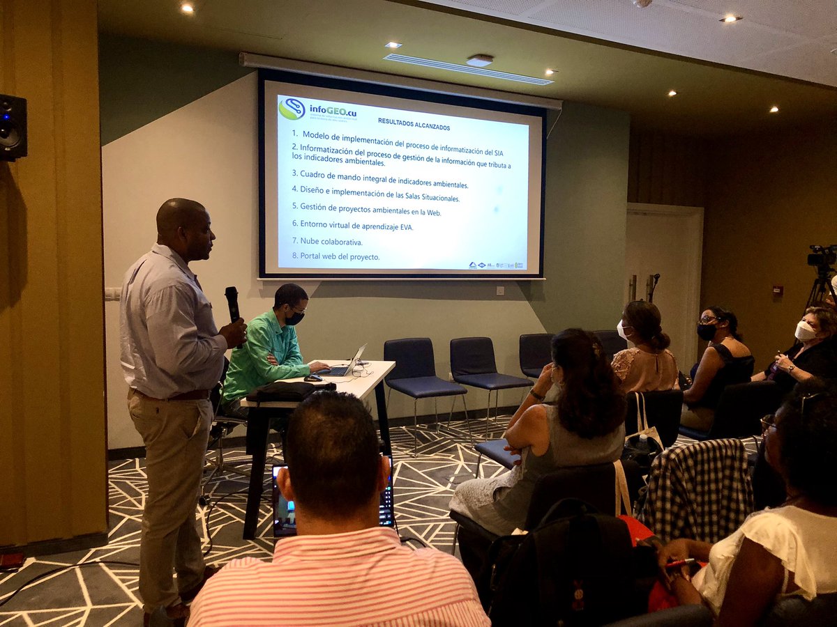 infoGEOcuba's tweet photo. Maikell Avilés @XETID2 presenta el desarrollo y evolución de #infoGEO como la Plataforma Tecnológica del Sistema de Información Ambiental 🖥🌎
•
•
•
@PNUDCuba @citmacuba @AMA_CUBA @igtcuba @CITMATELOficial @CientexMatanzas @proyectomicosta https://t.co/HXV9TBraED