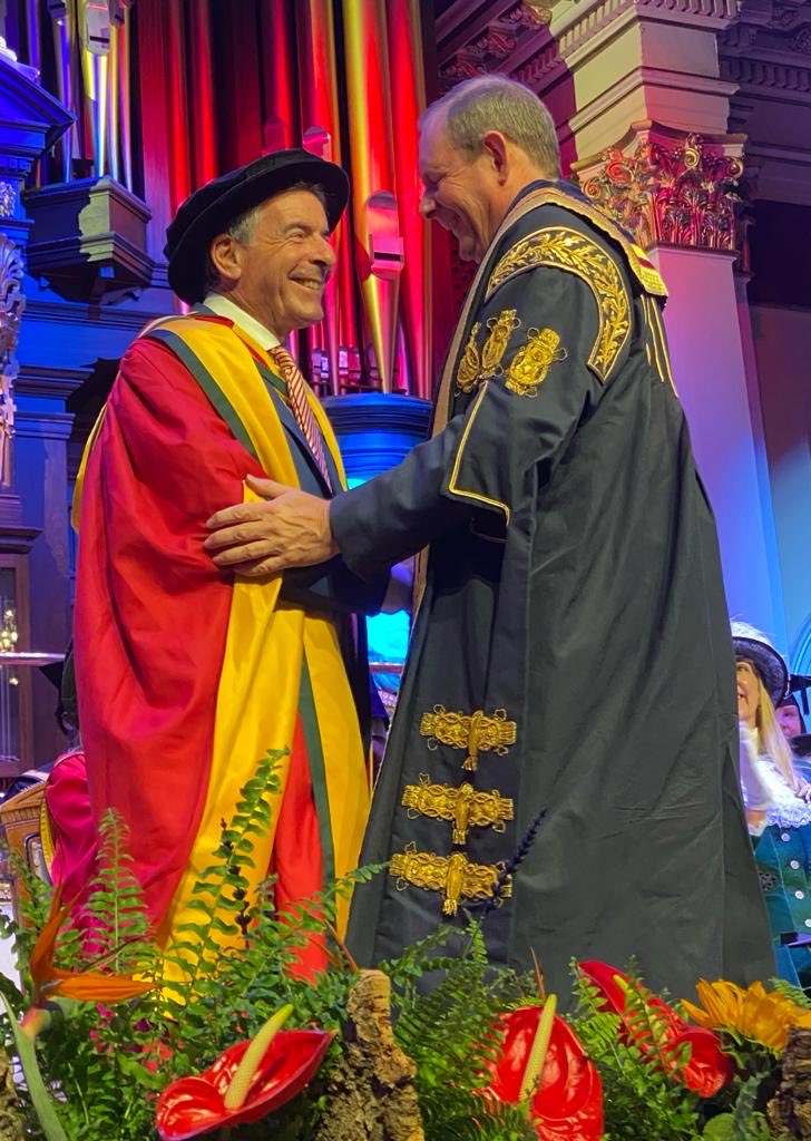 Always proud to represent ⁦@GMLO_UK⁩ but especially proud today as my dear husband received an #HonoraryDoctorate In recognition of outstanding service to ⁦@BoltonUni⁩ alongside ⁦our #HighSheriff ⁦@CountessPR⁩ ⁦@PaulHorrocks1⁩