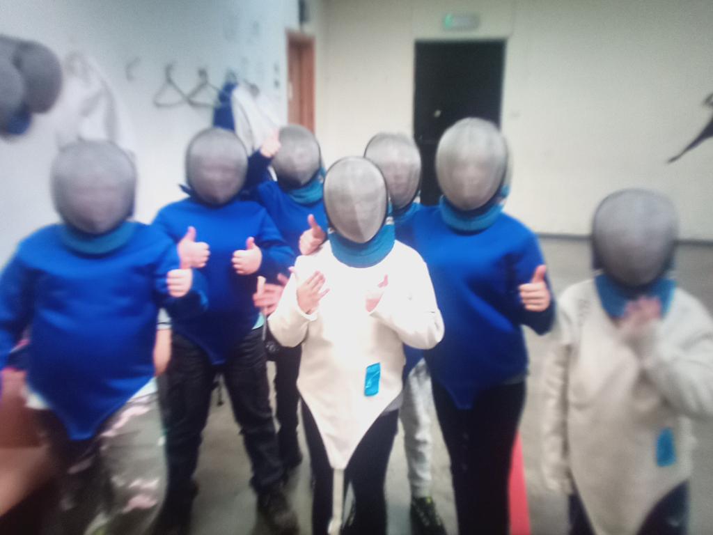 Dent School tweet media