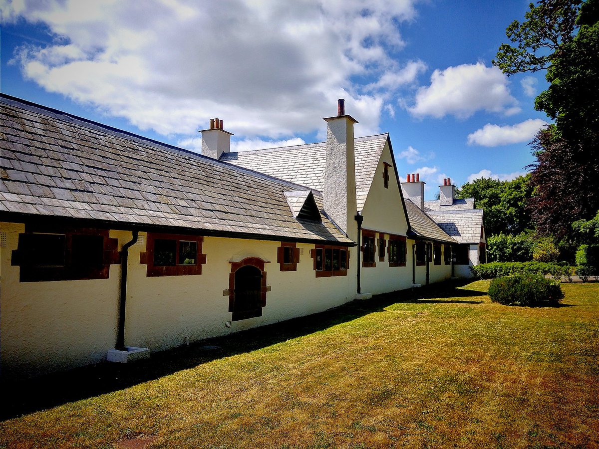 wavelace's tweet photo. A very happy morning spent at Winsford Cottage Hospital, built 1898, designed by Voysey in Arts &amp; Crafts &amp; restored by @LandmarkTrust for community &amp; guests. 2 mins down the road!  So much care in years. Fab! @GreatDevonDays @whatsondevon @Poet4theSilent #Halwill @ThePostSeries https://t.co/6RWrCoUOeA