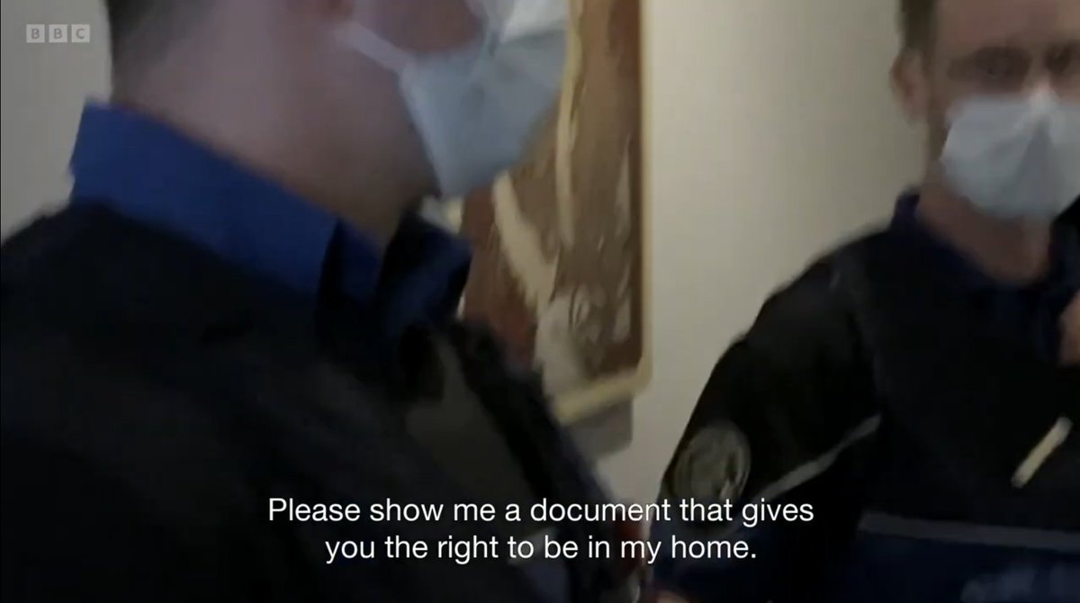 Un Français de l'@onu_fr a décidé de donner les noms d'#Ouïghours à Beijing. <a href="/EmmaReillyTweet/">Emma Reilly</a> a lancé l'alerte. L'ONU a envoyé la police pour la faire taire, puis l'a licenciée. Depuis elle vit à Paris. Stop impunité <a href="/NDeRiviere/">Nicolas de Rivière</a> <a href="/francediplo/">France Diplomatie 🇫🇷🇪🇺</a> <a href="/franceonu/">La France à l'ONU 🇫🇷🇺🇳</a> <a href="/JeanLucRomero/">Jean-Luc Romero-Michel</a> <a href="/g_garrigos/">Geneviève Garrigos</a>