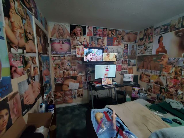 gooncultist on Twitter: "gooners be like "i know a spot" & take you