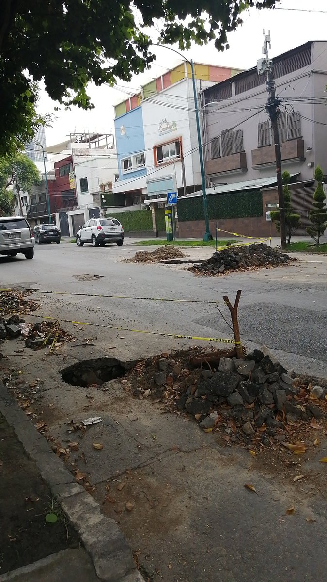 RAULSANTOSA's tweet photo. @AlcaldiaMHmx @vromog aquí más fotografías @MVSNoticias https://t.co/fKnJmE13CA