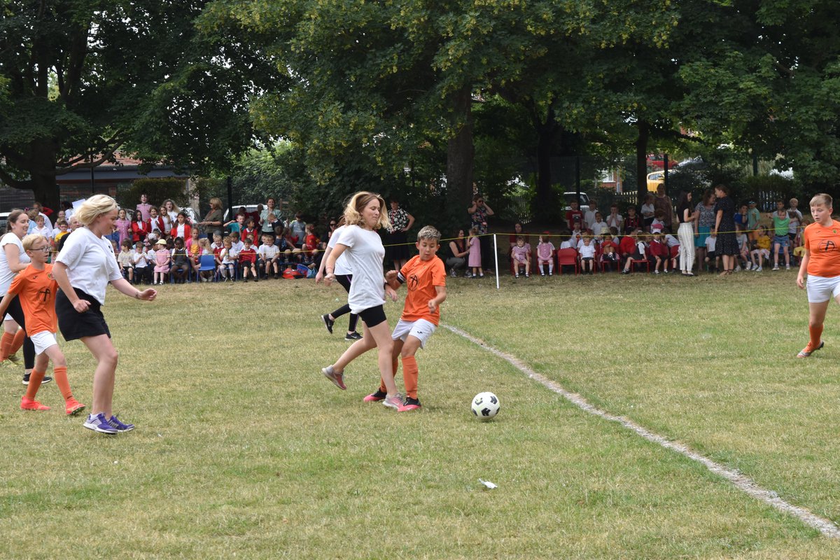 GreenfieldsSch's tweet photo. The Year 6 boys woke up and flew out of the blocks and things got a bit 'heated' as Mr Bradley picked up a yellow card. However, a magical run from Billy Fox was matched by a fantastic finish into the bottom corner. Nothing Val Der Sar could do about that! #YouDontSaveThose! ⚽️😆 https://t.co/ghvDBTKHOM