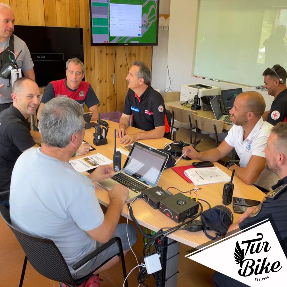 Reunión CECOR en la UCI MTB World Cup de Vallnord (Andorra) con la Policía, Bomberos, Cruz Roja, SUM, Protección Civil y Turbike como organización.

👉 vallnordworldcup.com / @vallnordpalarinsal