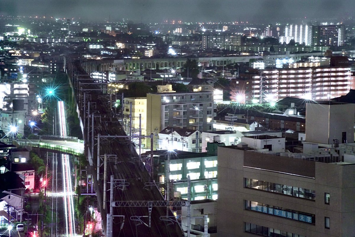 tm_m2w's tweet photo. 夜の街は好きですか？
#ファインダー越しの世界 #diary_photo_japan #ノスタルジーな瞬間を #夜のま�� #夜景 https://t.co/jiXN7D1tQb