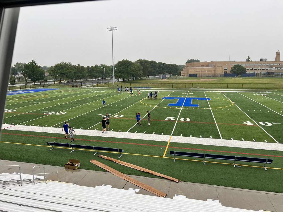 Huge Victory for Senior and Jr Eagle Coach <a href="/jakeryan3188/">Jake Ryan</a> Team today. They come out victorious against a tough squad led by Senior and Jr Eagle Coach <a href="/MikeBarretto76/">Mike Barretto</a>   Big shout out and thanks to all the campers participating in Junior Eagle Football Camp this summer!