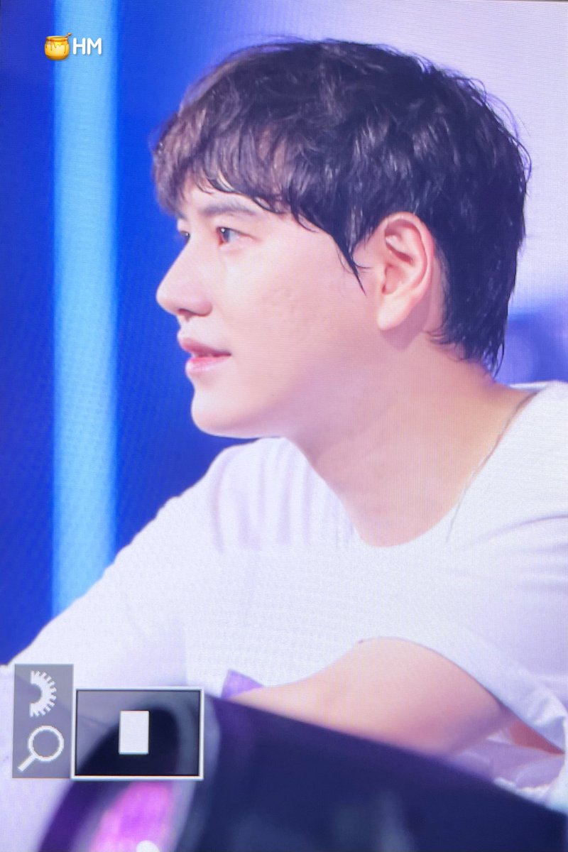 honeymallow8823's tweet photo. 220715

💙💜💙

➖

#규현 #KYUHYUN 
#キュヒョン #圭贤 
#슈퍼주니어 #SUPERJUNIOR
#The_Road_Keep_on_Going
#Mango #SUPERSHOW9 https://t.co/l9dobEIATK