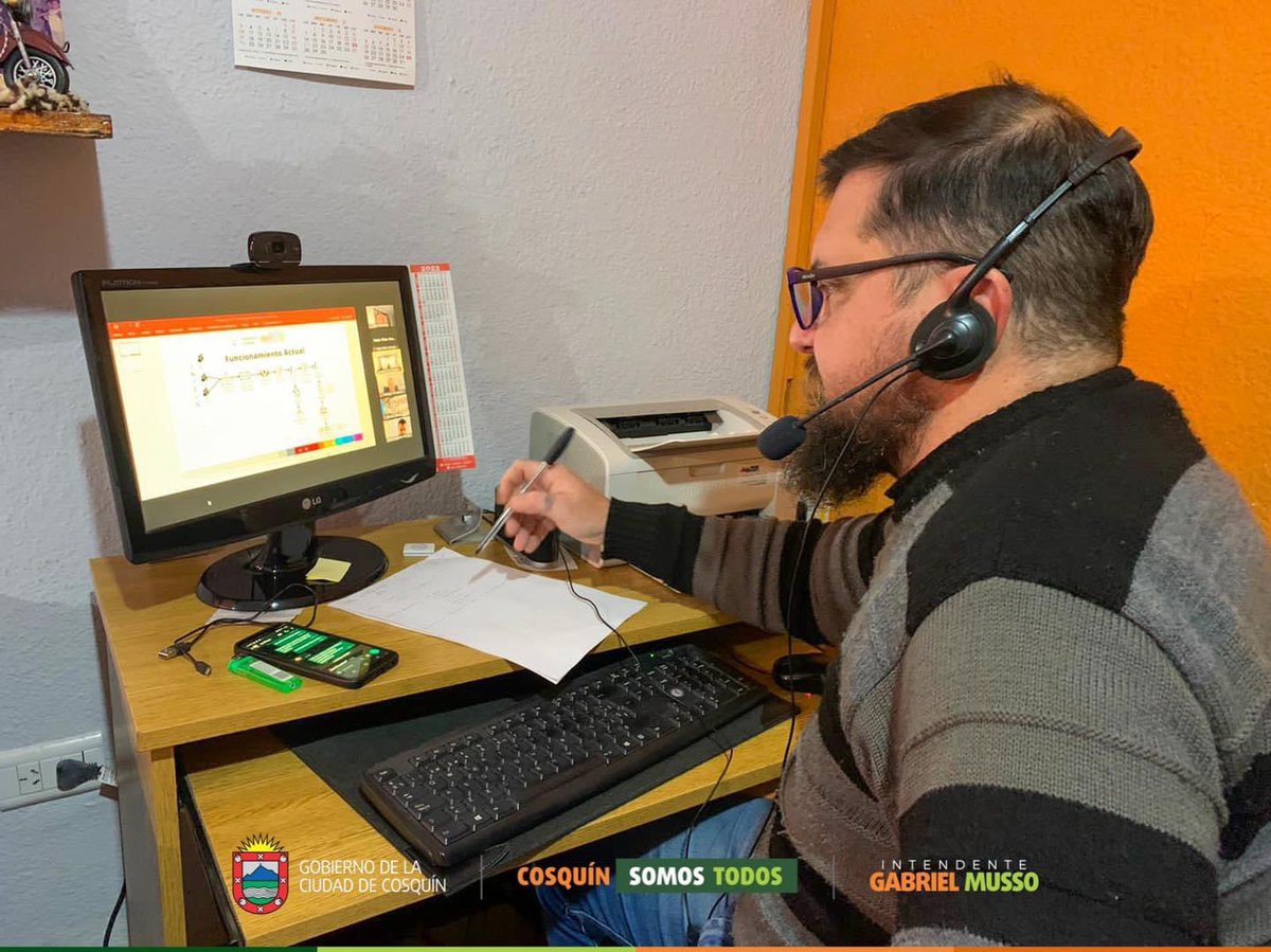 psocialistacba's tweet photo. Trabajo coordinado para modernizar la gestión legislativa 🫱🏻‍🫲🏼

El Presidente del Concejo Delibertante de #Cosquín, @PPintoConcejal 🙋🏻‍♂️🌹, forma parte de una actividad técnica que organiza la Secretaría Técnica Parlamentaria que encabeza @gabrielroberi 🔽 https://t.co/25zZVM75ck