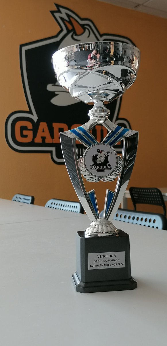 O #GargulaPayback é já amanhã e já podemos finalmente mostrar o troféu que o 1º lugar vai receber!

Não percam o stream amanhã em twitch.tv/smashbrosportu…, em directo da <a href="/GargulaGaming/">GargulaGaming</a>!