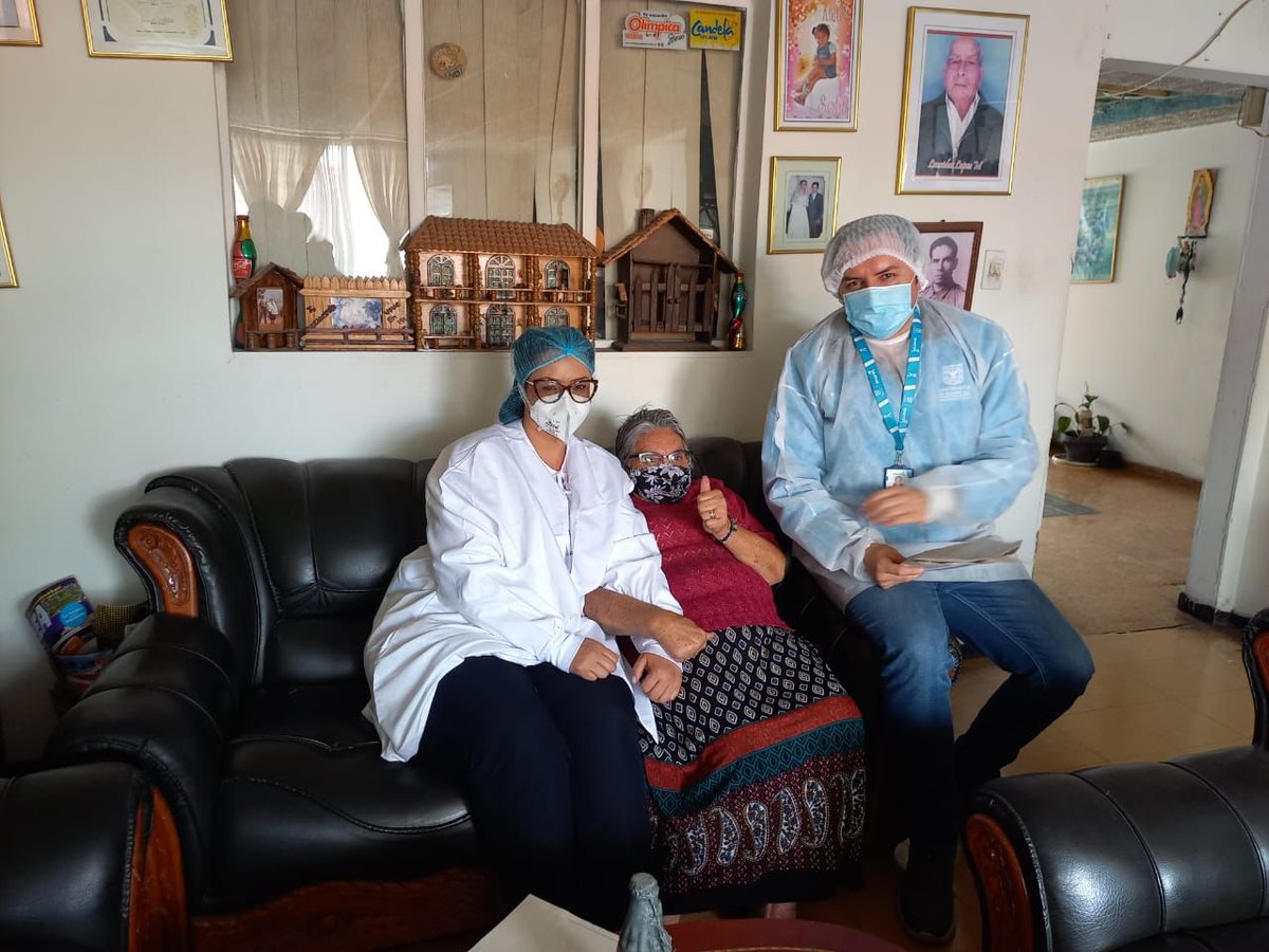 SubRedSurOcci's tweet photo. 📢🏡 Desde el Entorno Hogar continuamos llegando a las casas de las usuarias y usuarios crónicos, a quienes se les realiza una toma de signos vitales y valoración integral para el direccionamiento a los servicios de salud de la @SubRedSurOcci 🩺#NosCuidamosEnCasa @sectorsalud https://t.co/GxXId3godh