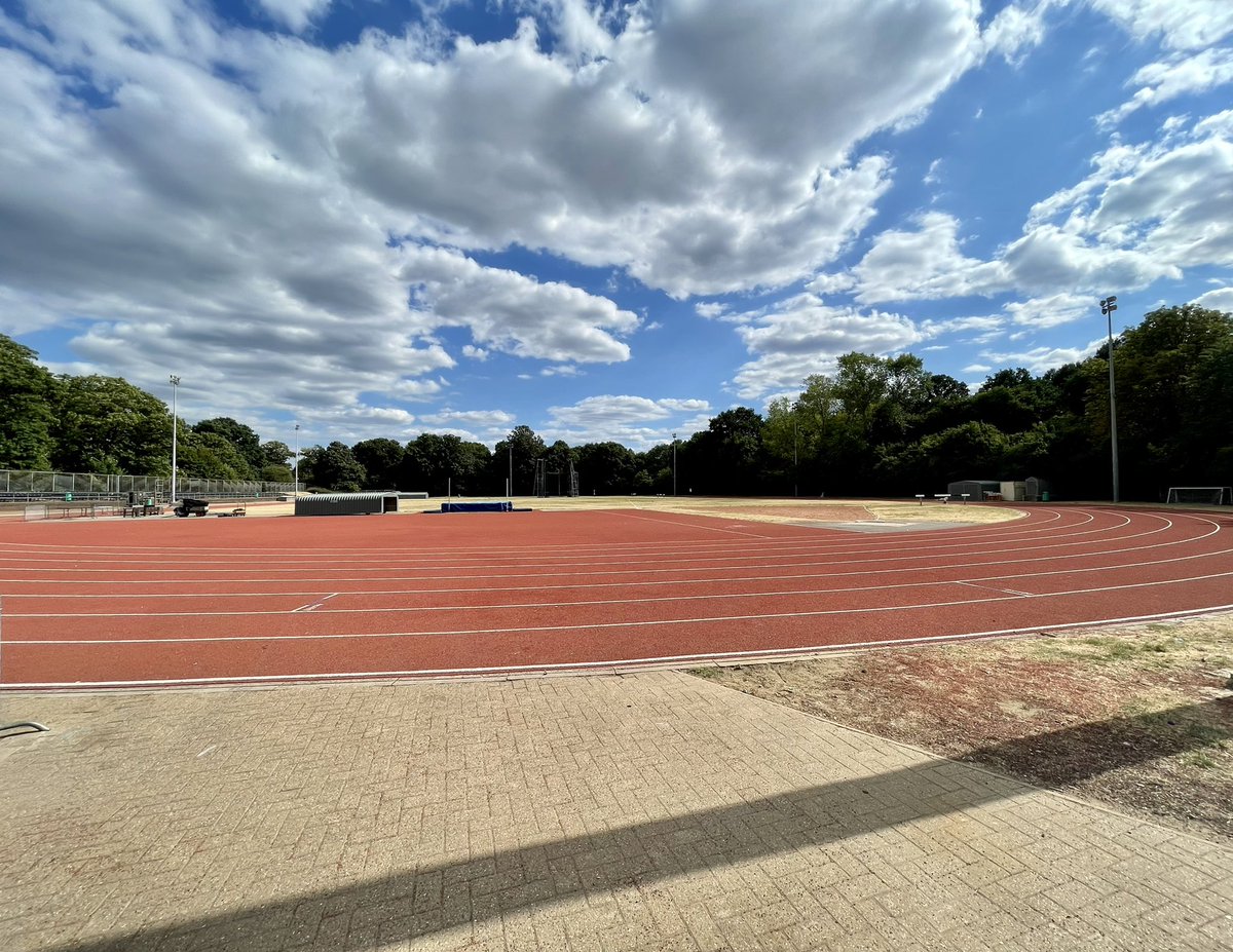 TMytton_'s tweet image. Popped down to @TootingBecTrack to check out the recent track upgrade. We helped get investment for this back in November. 💷

Thanks to @wandsworth council colleagues to commit to protecting this world class facility for residents + securing it before recent elections.🏃‍♂️