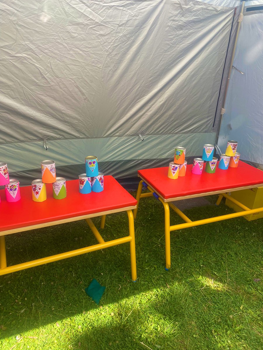 Mrs_C_Camper's tweet photo. Had a blast at @TheHuntspills Summer Fair 🎠 A huge thank you to West PTA for organising and to all of the volunteers who came along and helped 🍦😊 https://t.co/5xIkAGXW6N