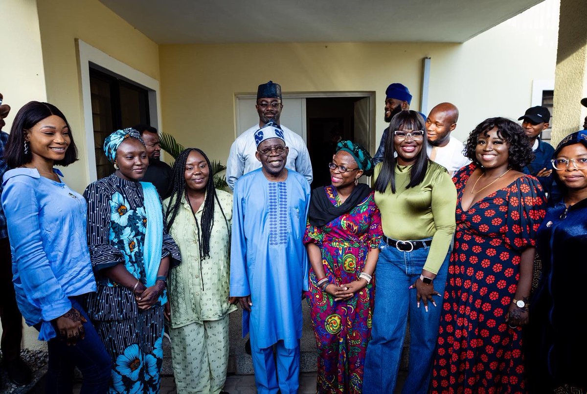 officialABAT's tweet photo. Working hard to secure our future, one for all Nigerians, for our families and our great nation.  
Hard work is Nigerian. 
Proud to be working hard with Nigerians by my side.  

#labourchallenge #BAT23 https://t.co/yW4h72fn7y