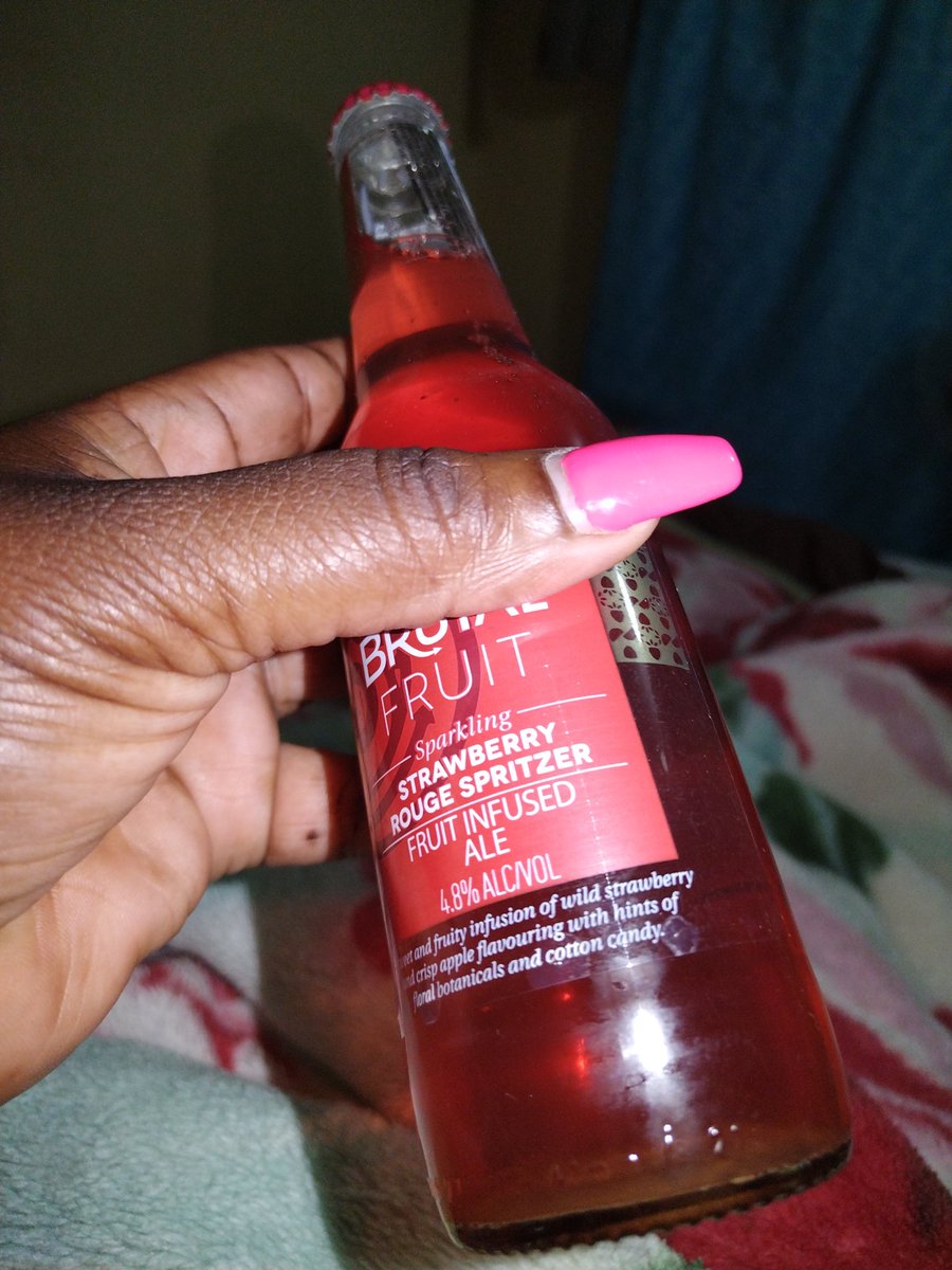 Tshinop's tweet photo. Guys what's going on with @brutalfruitsa I feel sick after drinking the 1st bottle https://t.co/W17bPOdxw8
