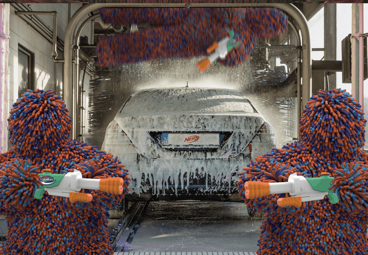 MurphFromNerf's tweet photo. #MurphAsThings car wash edition https://t.co/kn6BPBXsy0