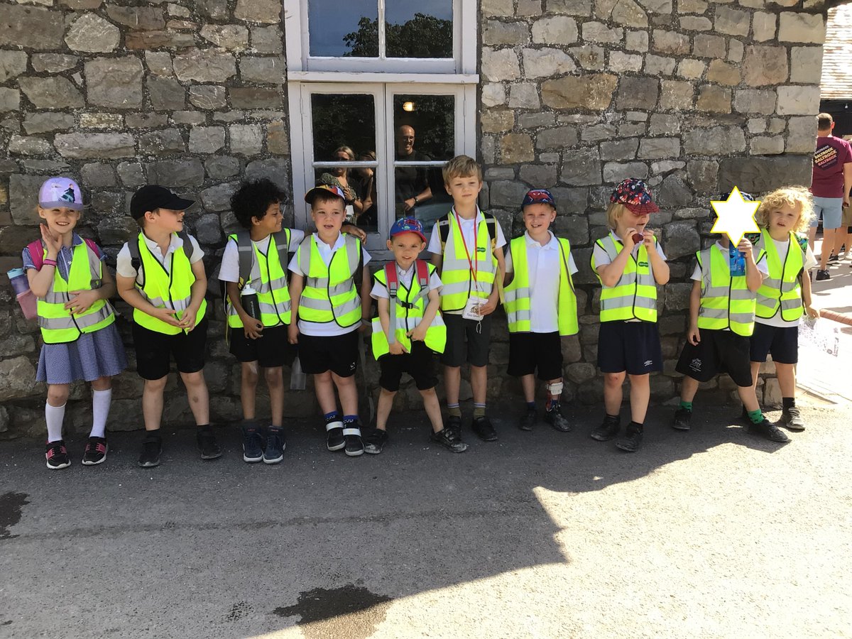 CharboroughRd's tweet photo. The Resource Base had a fantastic day at Wild Place! The giraffes and bears were firm favourites for all. The children loved exploring and learning about different animals! #wildplace #lifeskills #curiouscurriculum #curriculumunleashed https://t.co/canhsGlZt1
