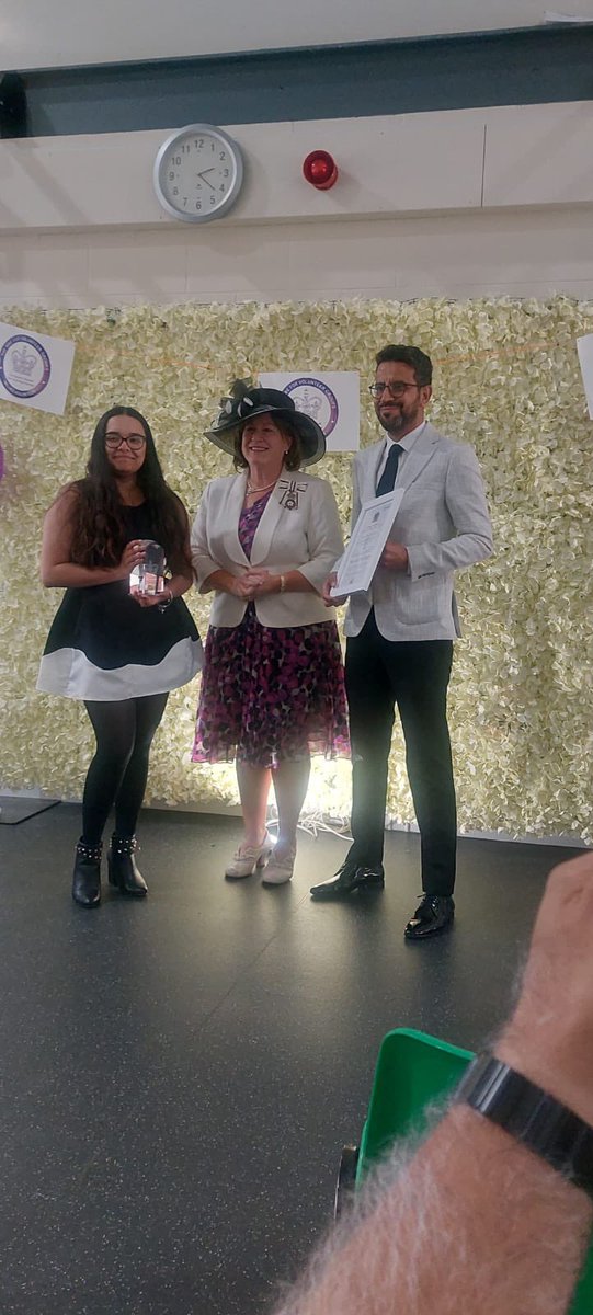 Lord-Lt Bedfordshire tweet media