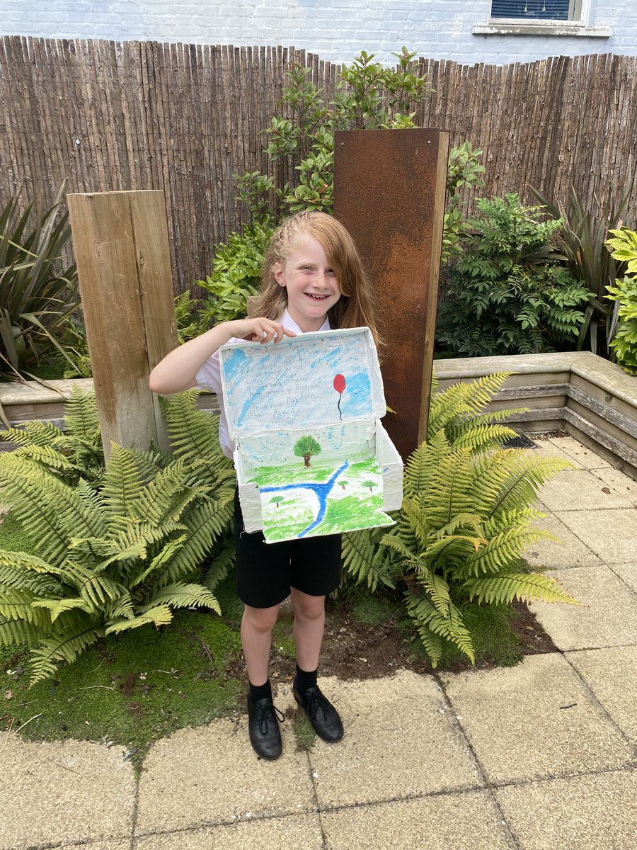 Today I received the most incredibly thoughtful and beautiful handmade gift, which I will treasure forever. Thank you <a href="/MrsEmiles17/">Emma</a> this is one of my most favourite gifts ever ❤️ <a href="/CastleHill_Ips/">Jen</a> #teamcastlehill #wewillmissyou #WinnieThePooh