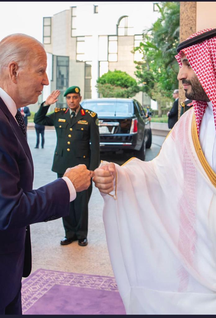 Sami_Alhomood's tweet photo. 💚🤍 فخور بوطني 🇸🇦 🤍💚
أسأل الله تعالى الذي أعزنا بهذا الوطن #السعودية_العظمى
أن يحفظ ولاة أمرنا ويسددهم ويجري على أيديهم كل خير لبلادنا وأمتنا الإسلامية

#القمة_السعودية_الأمريكية #الملك_سلمان #ولي_العهد #محمد_بن_سلمان #قمم_جده https://t.co/fFN5jhfbMS