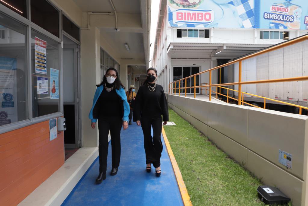 ViridianaRdzr's tweet image. @BimboMx es una de las Empresas Mexicanas más importantes del país y hoy está apostando por el beneficio de nuestro municipio, gracias por esta reunión donde trabajamos por y para los niños de Toluca.

Sigamos creando juntos una #TolucaLlenaDeVida