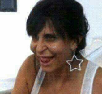Labsetesete's tweet photo. @brenochiavelli Slut as a compliment or a 
criticism? (ai, vamo falar em português pf) https://t.co/BmykUuFUbk