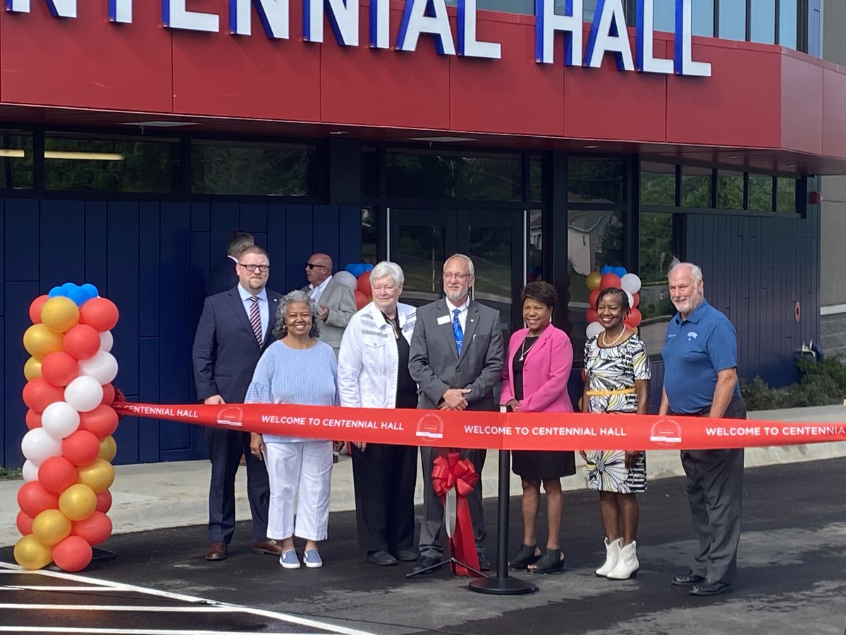 KansasCityKSCC's tweet photo. KCKCC celebrated the ribbon cutting at Centennial Hall &amp; the unveiling of the new sculpture "Ascension" Friday. Thank you to everyone who made this project possible, and we cannot wait to welcome students in a few short weeks! #KCKCCProud @KCKCCPrez @RogerMarshallMD @tamibartunek https://t.co/AZwqOcJLn9