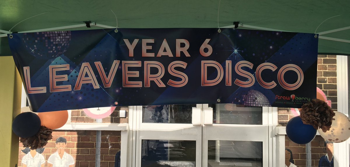 StanburnPrimary's tweet photo. Year 6 enjoying their Leavers’ Disco. Huge thanks to the PTA for organising. 🎈🎉🥳 https://t.co/9dJGEfptdC