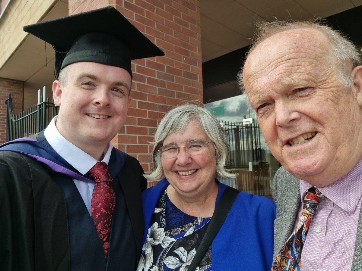 #Happy #Graduation! #Paramedic <a href="/UosParamedics/">UoSParamedics</a> <a href="/sunderlanduni/">University of Sunderland</a> <a href="/NEAmbulance/">Not North East Ambulance Service</a> @neas_meducation #ProudParents #DipHE #Distinction