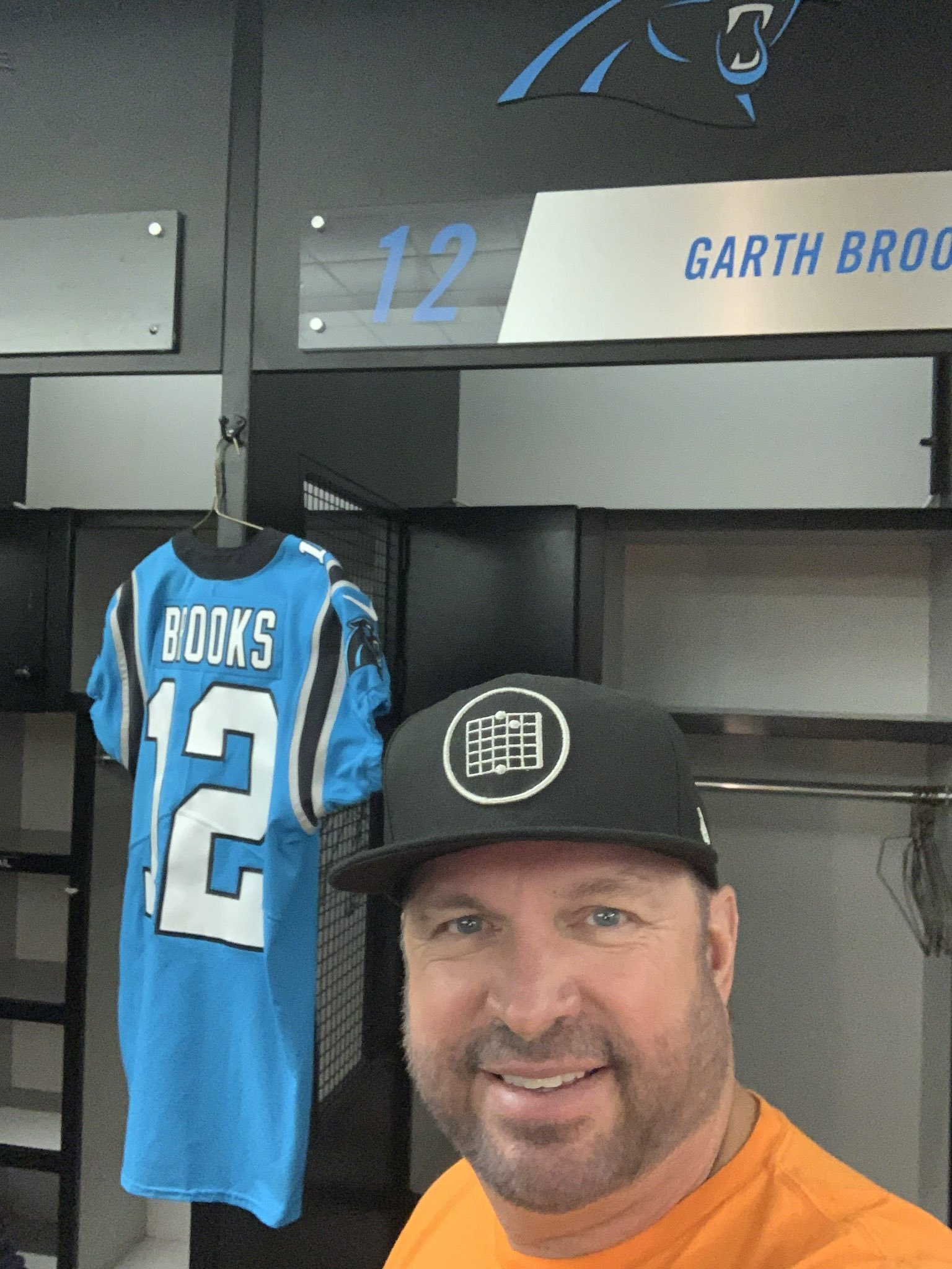 Garth Brooks on X
