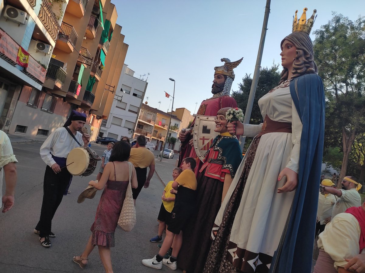 Junts Per La Roca tweet media