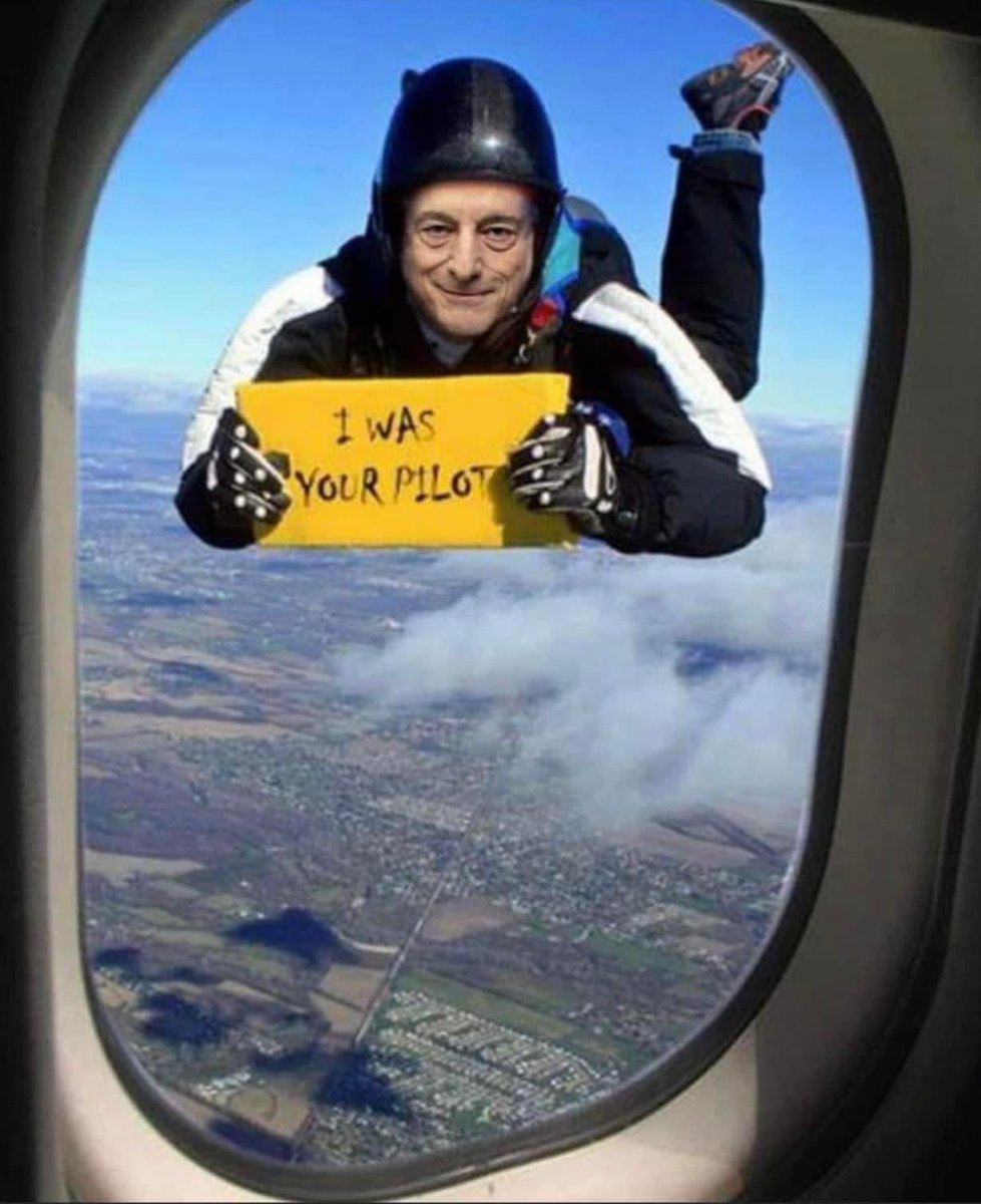 FiammaTinelli's tweet photo. Un genio #creditunknown https://t.co/BhG2YmG705