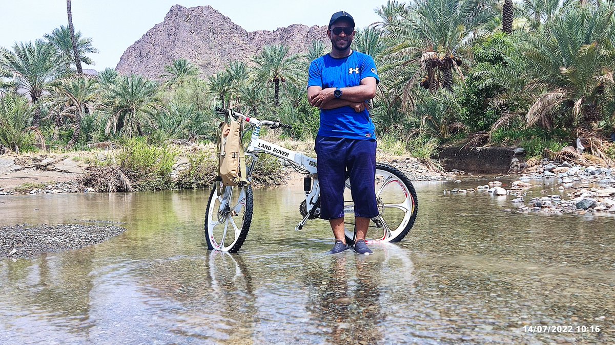 اصنع لنفسك السعادة والمتعة ولو من أبسط الأمور وعش جمال لحظاتها وتفاصيلها 💐🌴👍🏻

#معا_نتغير 
<a href="/sssa5050/">Salemalalawy</a>